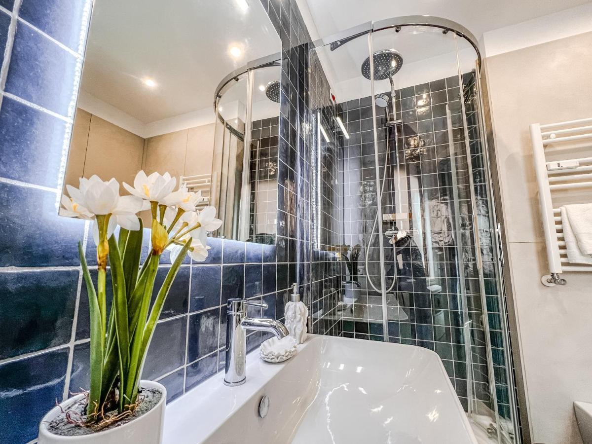 Casa 3 Santi, Your Contemporary Home In Rome Bagian luar foto