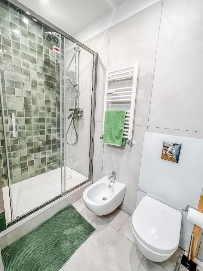 Casa 3 Santi, Your Contemporary Home In Rome Bagian luar foto