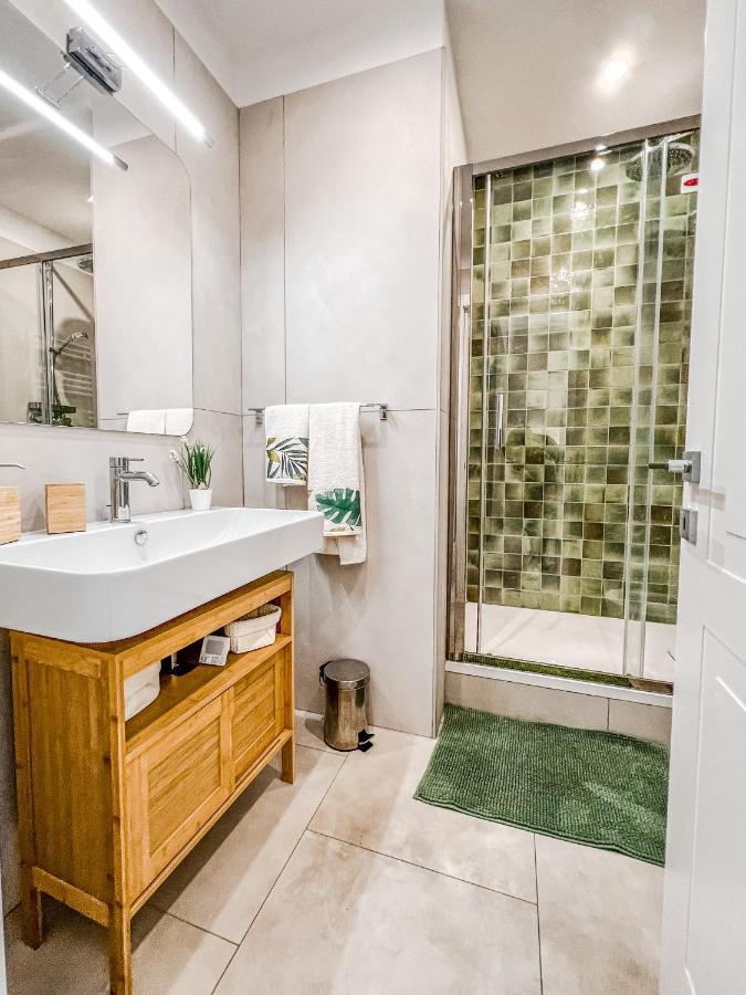 Casa 3 Santi, Your Contemporary Home In Rome Bagian luar foto